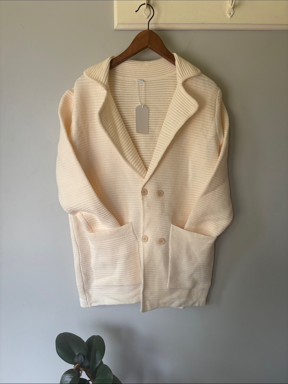 NWT Cream Blazer Collar Double Breasted Cardigan Sweater M